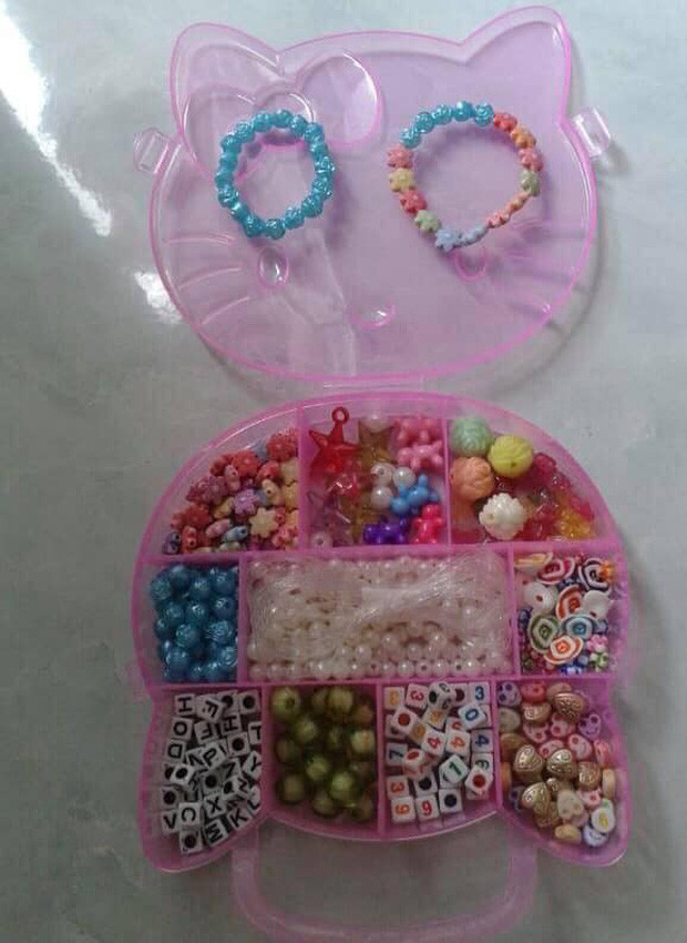 Chiếc hộp làm vòng này từng là mơ ước của tất cả các cô gái.