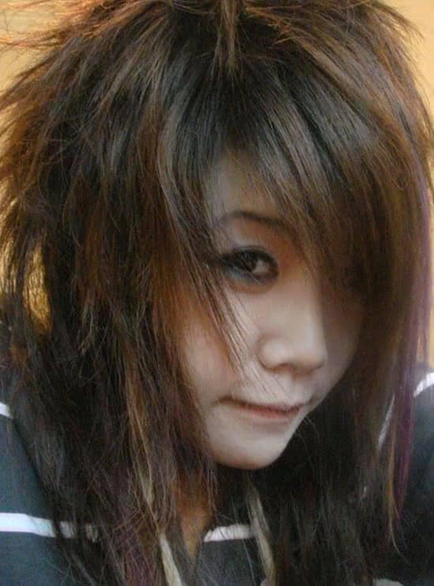 Mái tóc được gọi là "tóc sư tử" ngày ấy rất được nhiều cô gái ưa chuộng.