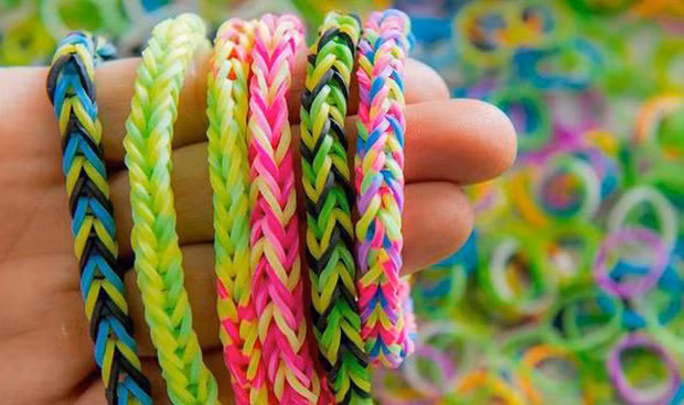 Vòng chun nhiều màu sắc là cả gia tài đối với thế hệ 9x thời đó.