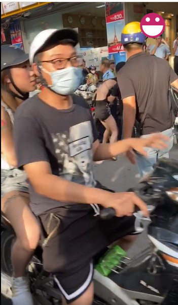 Ngay sau khi được đăng tải, loạt clip trên đã lập tức nhận được sự quan tâm rất lớn của cộng đồng mạng.