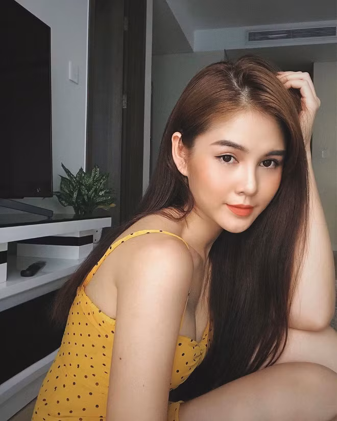 Chồng sắp cưới của cô là một đại gia, anh là giám đốc của một học viện golf.