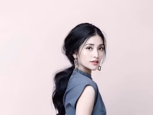 Trước khi có được hạnh phúc như hiện tại, Mai Hồ cũng từng trải qua nhiều lận đận trong chuyện hôn nhân tình cảm.