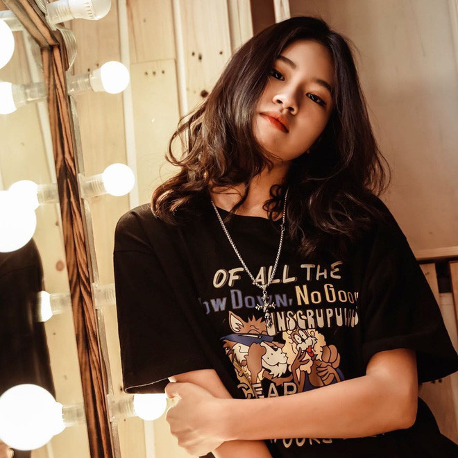 Ngoài ra việc là con một, bố mẹ thường xuyên đi làm xa đã khiến cho Pháo lựa chọn rap như là một người bạn của mình.