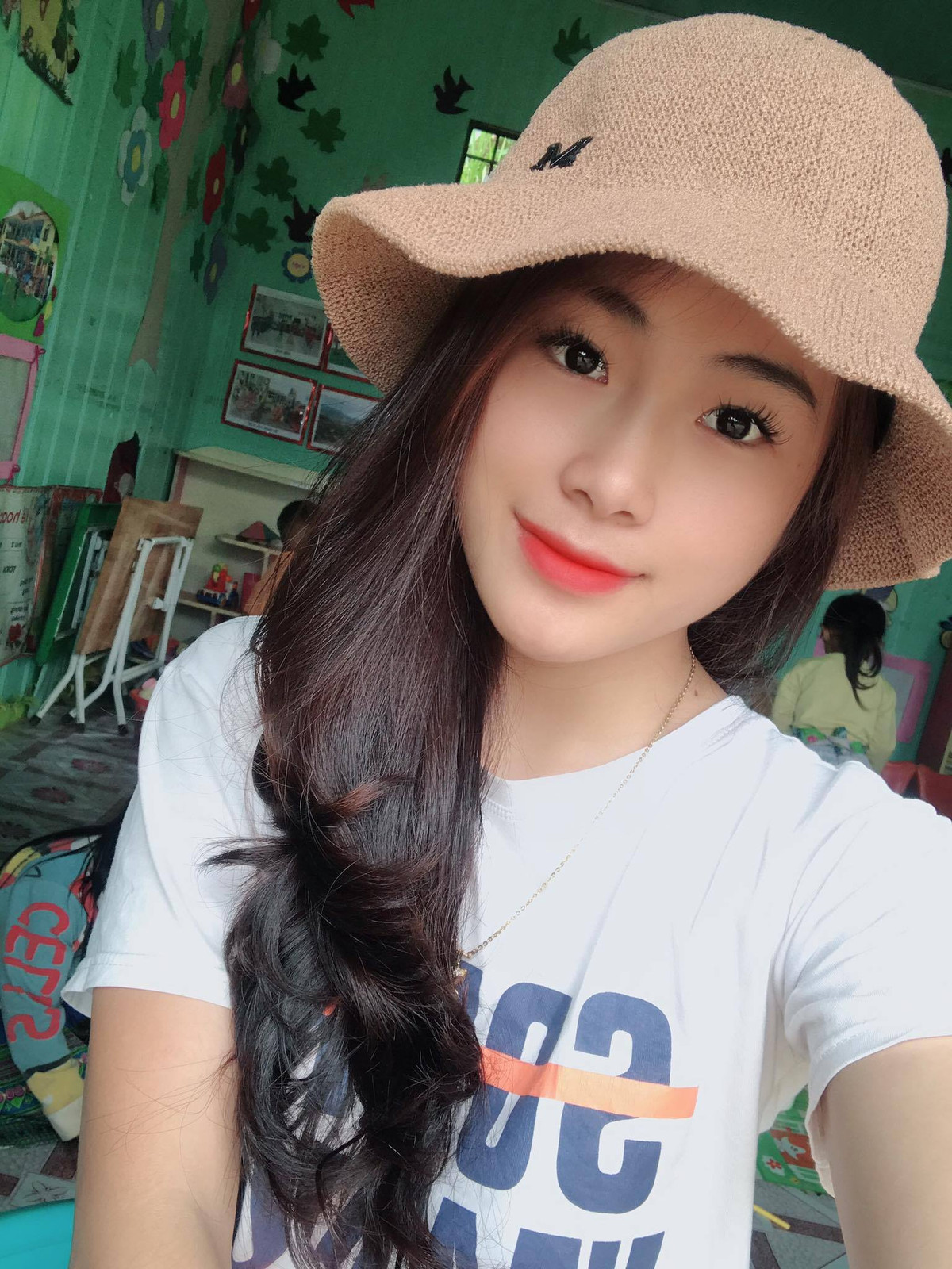 Trong tim cô giáo trẻ là ước mơ được mang ánh sáng, mang tri thức đến cho các em nhỏ vùng cao.