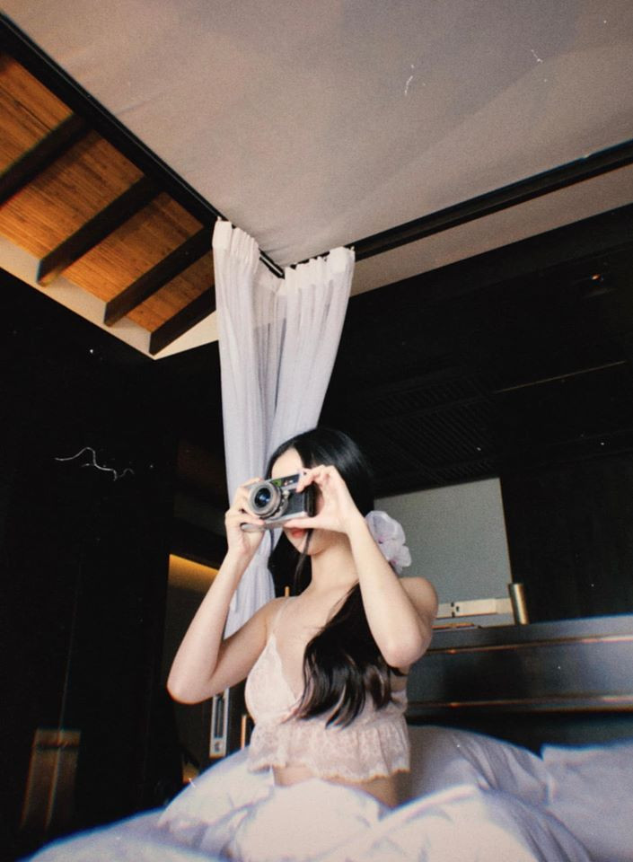 Về phần Jun Vũ, nữ diễn viên cũng thường hay hỗ trợ cho công việc của "nửa kia".