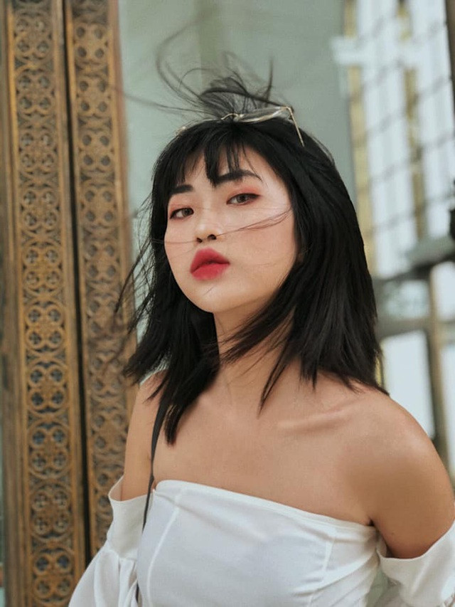 Nữ sinh theo học thời trang từ hồi học lớp 5 đến tận bây giờ.