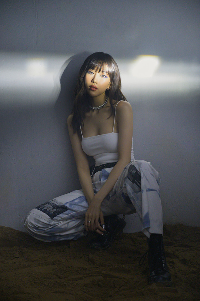 Nhờ nhan sắc cùng thân hình mảnh dẻ siêu chuẩn của mình, Min không bao giờ khiến fans thất vọng trước mỗi màn tái xuất.