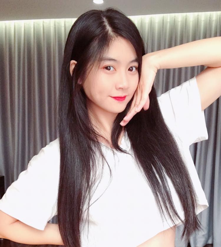 Nam Phương cho rằng sự nổi tiếng tuy sẽ được nhiều người chú ý nhưng cũng gây áp lực cho bản thân, dù vậy cô luôn nỗ lực hết mình để hoàn thành tốt công việc.