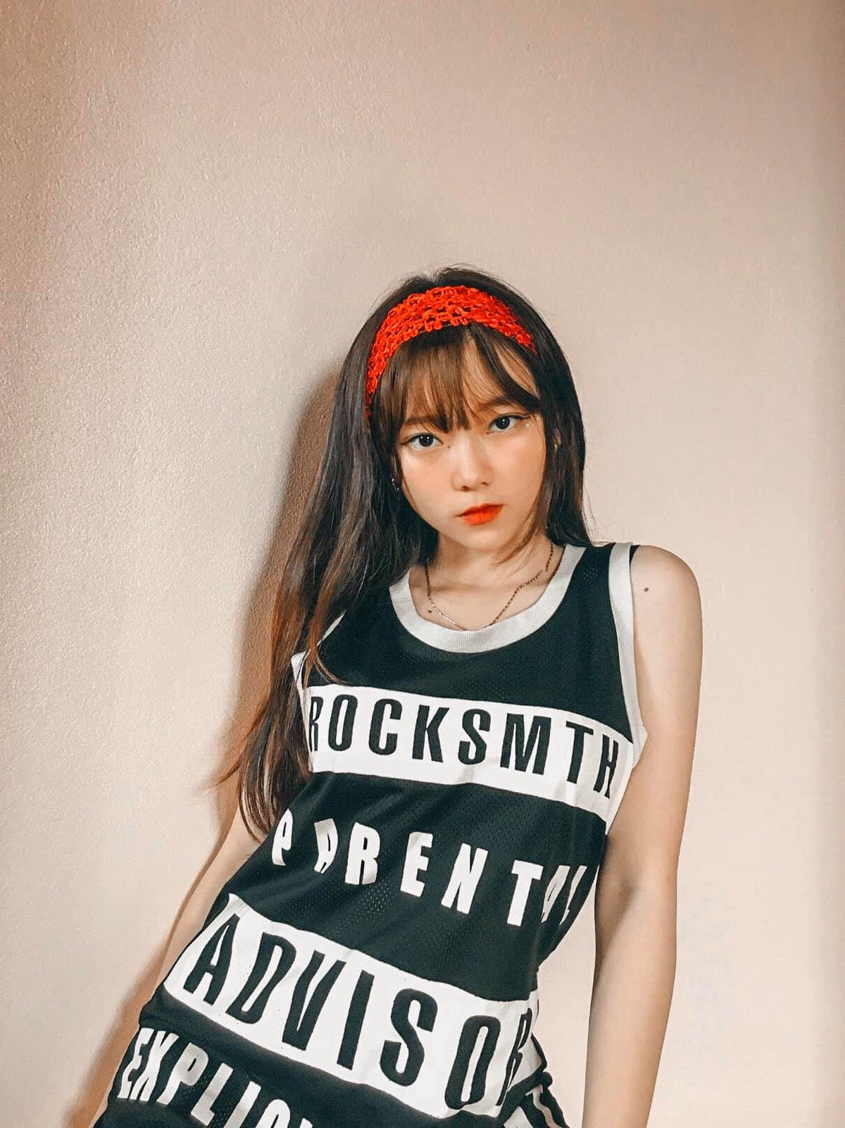 Nàng hot teen Lạng Sơn được thỏa sức với niềm đam mê diễn xuất sau khi tốt nghiệp cấp 3, dù chỉ mới theo nghề được 1 tháng nhưng Linh Chi đã bộc lộ năng khiếu diễn xuất "không phải dạng vừa" của mình.