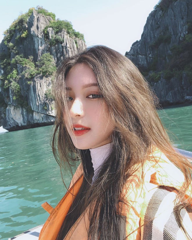 Cô nàng hiếm khi khoe ảnh diện bikini