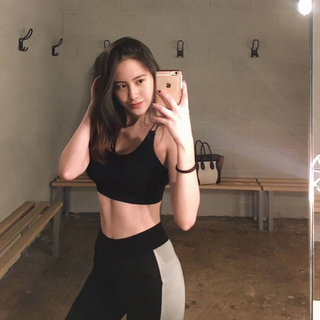 Cộng đồng mê nhan sắc Việt ai nấy cũng đều biết đến Mai Chi vì đây là cô nàng xinh đẹp, tài giỏi và có cuộc sống như công chúa.