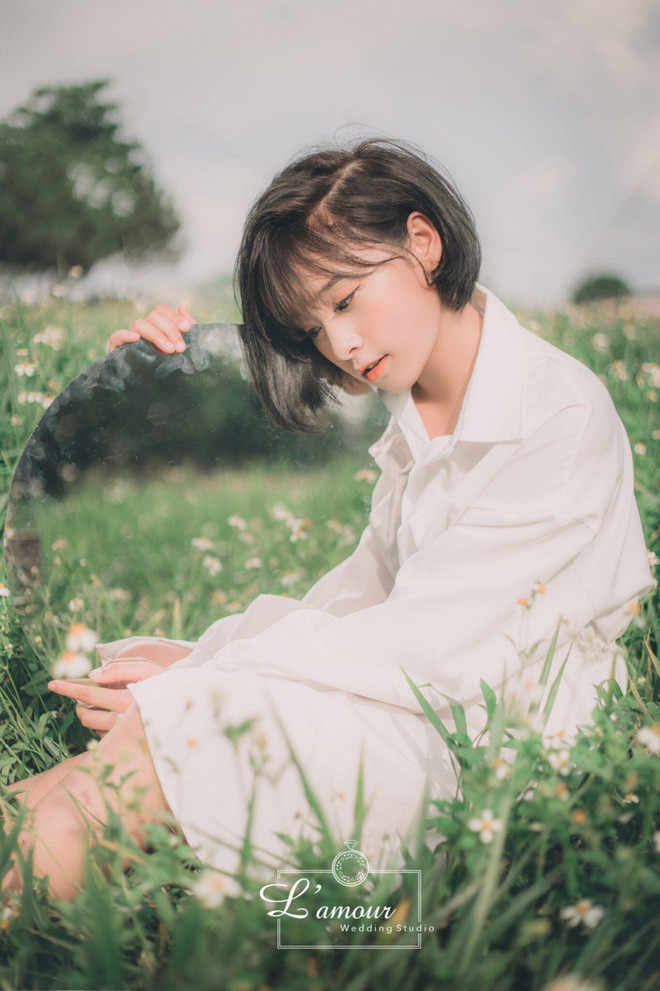 Từ nhỏ, cô nàng đã tự quay video về rap, chia sẻ lên mạng xã hội và nhận được sự chú ý từ một bộ phận khán giả trẻ.