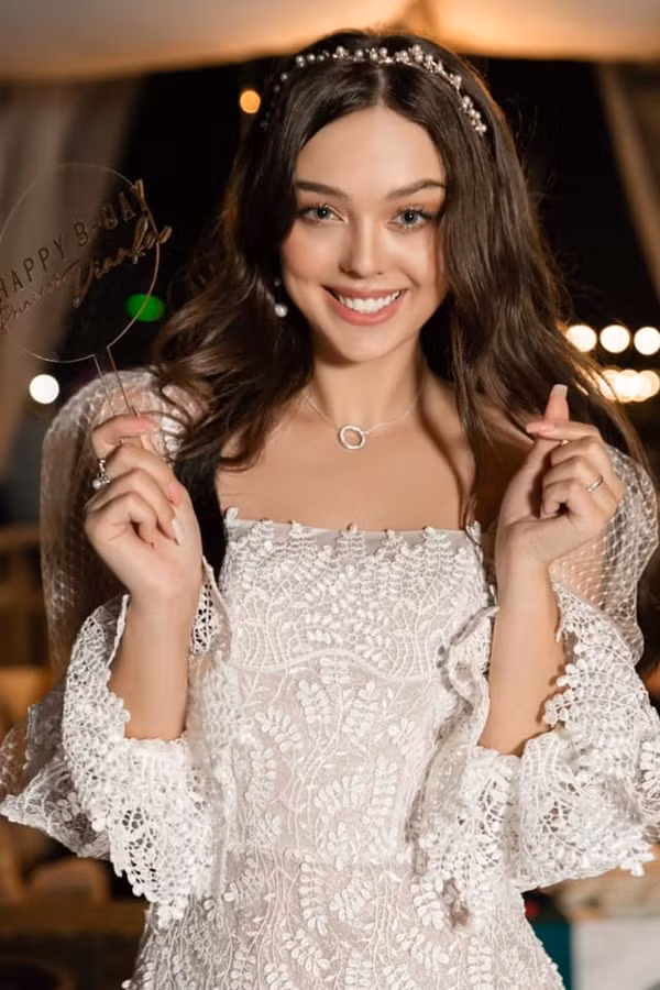 Chàng thủ môn "quốc dân" cũng thường xuyên thể hiện sự ân cần và ngọt ngào với Dianka. Mời quý độc giả đón xem thêm video: Thủ môn Bùi Tiến Dũng: Mục tiêu là Olympic Tokyo 2020 - Nguồn: VTC NOW