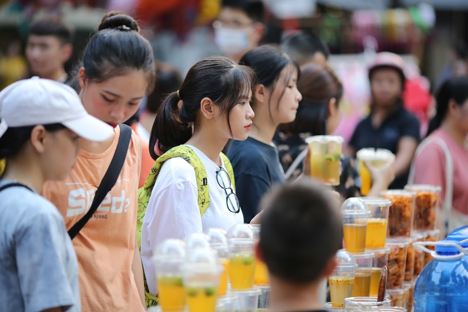 Có dịp ghé đến địa điểm này không khó để bắt gặp những gương mặt trai xinh gái đẹp.