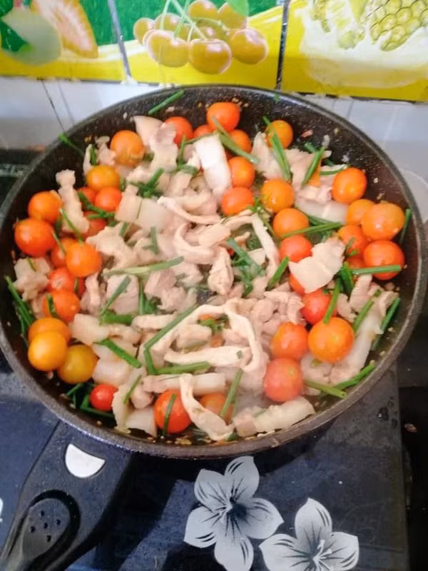 Không riêng gì món canh, nhiều món ăn gia đình khác cũng là sản phẩm của "thảm họa bếp núc" chỉ nhìn thôi đã muốn bỏ đũa.