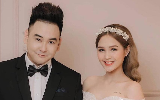 Cặp đôi này đã "về chung một nhà" trước sự chúc phúc của gia đình và bạn bè vào cuối năm 2019.