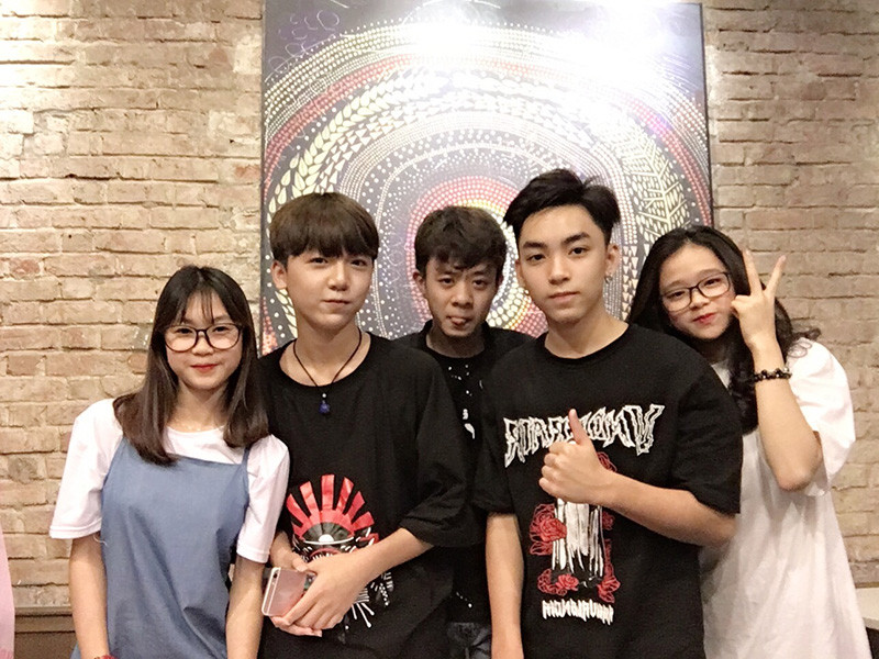 Chỉ sau một thời gian ngắn ngủi, 4 cái tên này bỗng nhiên ít xuất hiện chung trên MXH khiến dân tình vô cùng tò mò về cuộc sống hiện tại của họ ra sao?