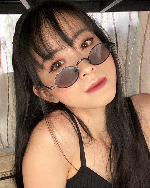 Thân hình rắn chắc, vóc dáng gợi cảm cùng vòng eo thon thả của VĐV sinh năm 1990 nhận nhiều lời khen từ dân mạng.