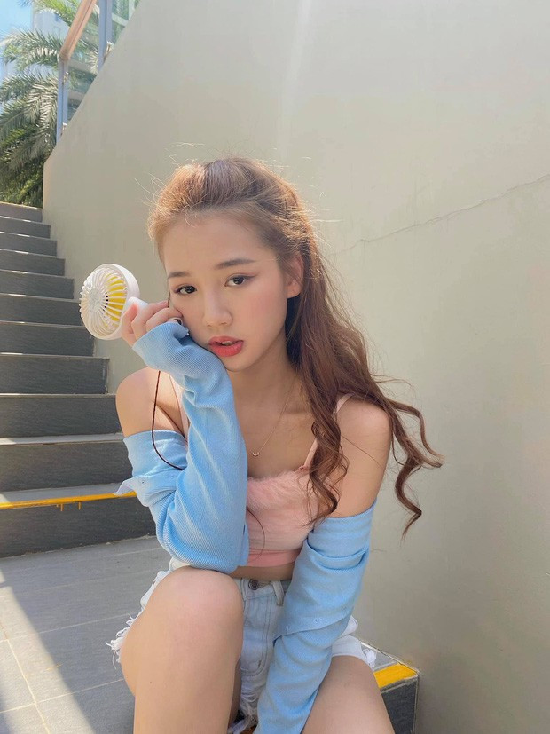 Amee (tên thật là Trần Huyền My), sinh năm 2000. Cô hiện là nghệ sĩ trực thuộc St.319 Entertainment.