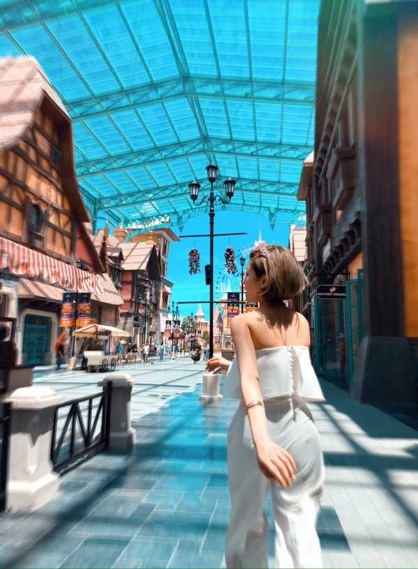 Tần suất đi du lịch của Trâm Anh vô cùng dày đặc. Có khi chỉ trong vòng 1 tháng, cô nàng đã hết đi Nha Trang rồi đến Sapa, Đà Lạt...