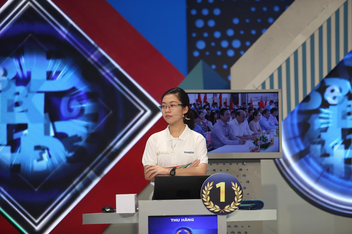 Từ phần thi Vượt chướng ngại vật, nữ thí sinh duy nhất Thu Hằng đã xuất sắc dẫn đầu các thí sinh nam khác. Cô gái quê Ninh Bình đã vươn lên dẫn đầu với 150 điểm. Phần thi Tăng tốc kết thúc, Thu Hằng tiếp tục dẫn đầu đoàn leo núi với 240 điểm.