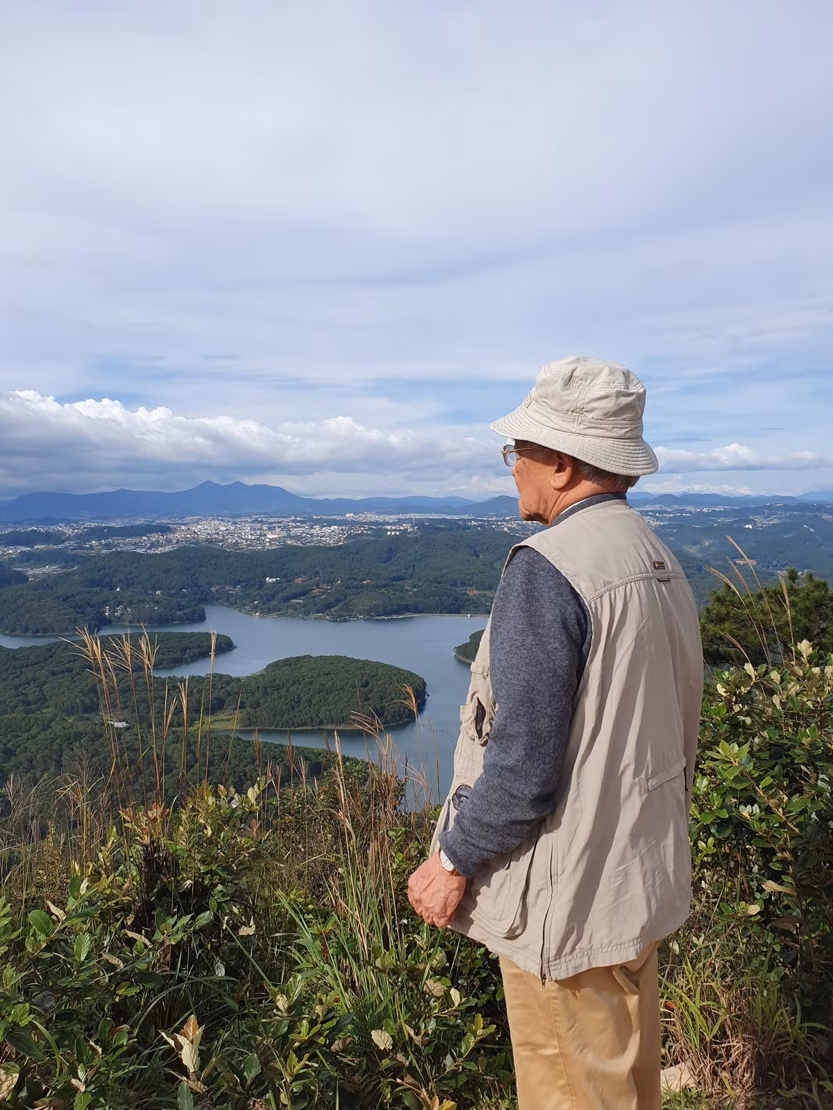 Khoanh khac dac biet cua cuu Trung ta dac cong ben them chien thang 30/4/1975-Hinh-4