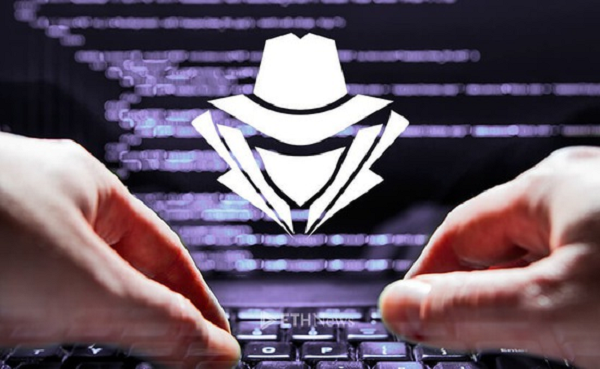 Hacker mũ trắng là những người dành thời gian để nghiên cứu ngăn chặn và phòng ngừa cũng như báo lỗi cho các chủ hệ thống, công ty về lỗ hổng bảo mật trước sự tấn công của kẻ xấu.