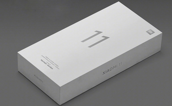 Tuy nhiên, khác với Apple, Xiaomi sẵn sàng tặng kèm miễn phí củ sạc cho người dùng nếu họ thật sự cần.