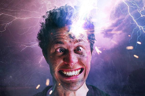 Những nghiên cứu cho thấy con người thoát chết bởi vì mặc dù luồng điện phóng có công suất lớn khủng khiếp nhưng chỉ “xuyên” qua cơ thể trong vòng vài phần triệu giây.