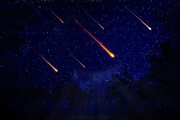 Thiên thạch (meteoroid) là một vật thể tự nhiên từ ngoài không gian và tác động đến bề mặt Trái Đất. Khi còn ở trong vũ trụ thì nó được gọi là vân thạch.