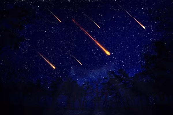 Thiên thạch (meteoroid) là một vật thể tự nhiên từ ngoài không gian và tác động đến bề mặt Trái Đất. Khi còn ở trong vũ trụ thì nó được gọi là vân thạch.