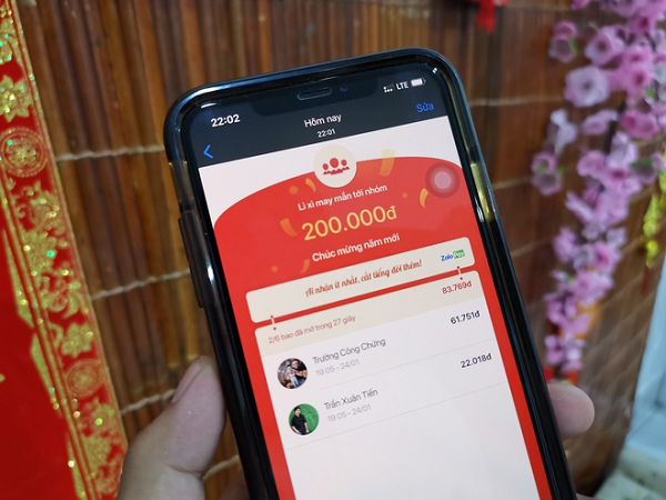 Người dùng có thể tạo một gói lì xì và phát ngẫu nhiên cho bạn bè trong nhóm chat, tài khoản cá nhân…