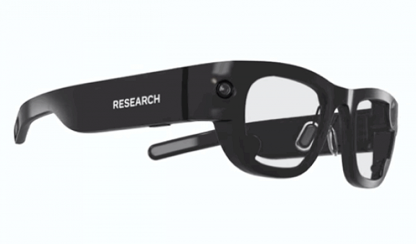 Dự án kính thông minh được Facebook hợp tác phát triển cùng Ray-Ban và công ty mẹ Luxottica Group SpA.