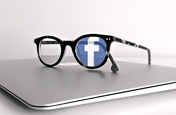 Facebook là công ty mới nhất có tham vọng tạo ra kính thông minh. Google từng là người đi tiên phong trong danh mục này với Google Glass. Có thông tin Apple cũng đang phát triển kính thông minh của chính mình.