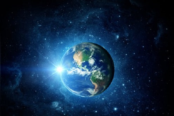 Nếu chỉ cần tăng vận tốc quay của Trái Đất thêm 1,6 km/h, mực nước biển quanh xích đạo sẽ dâng thêm vài cm. Dù có thể mất nhiều năm để nhận biết điều đó, nhiều sự thay đổi khác sẽ diễn ra nhanh chóng hơn.