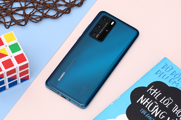 Huawei P40 Pro là smartphone cao cấp nhất của Huawei có pin 4.200 mAh, sạc nhanh 40W và sạc nhanh không dây 27W.