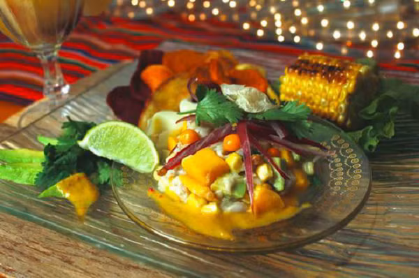 Người dân địa phương ở Peru có thể làm món ăn bằng cách trộn trái cocona xắt nhỏ với ớt Aji Charapita, rau mùi và nước cốt chanh tạo nên món ăn đặc sản.