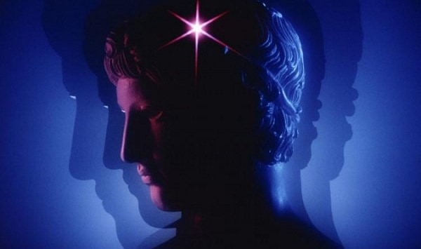 Đây cũng là một trở ngại trong các mối quan hệ, khi mà đàn ông thường chỉ hiểu những gì được nói ra cụ thể, còn phụ nữ thì cho rằng đàn ông quá khờ không hiểu được mấy cái gợi ý của mình.