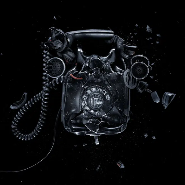 Khi đó, có lẽ các bạn cũng đã có ý định muốn... ném những đồ điện tử của mình vào tường hoặc đập nó xuống đất cho nát bét.