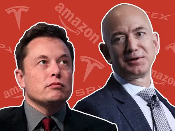 Một lần khác, Elon Musk đã lên mạng xã hội để chỉ trích Amazon và tag hẳn tên của CEO Jeff Bezos. "Đã đến lúc phải chia tách Amazon". Trong một cuộc phỏng vấn trên BBC, khi được hỏi về Jeff Bezos, Musk trả lời: "Bezos là ai thế?". Ngược lại, Bezos phê phán ý tưởng của SpaceX về hành trình tới Sao Hỏa là "thiếu động lực".