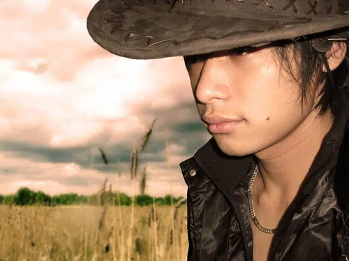 Dù hình có "ngố tàu" đến thế nào thì vẫn vui, vẫn đáng trân trọng vì nhờ có ta tại thời điểm đó mà phiên bản ở thời điểm hiện tại mới tốt hơn.