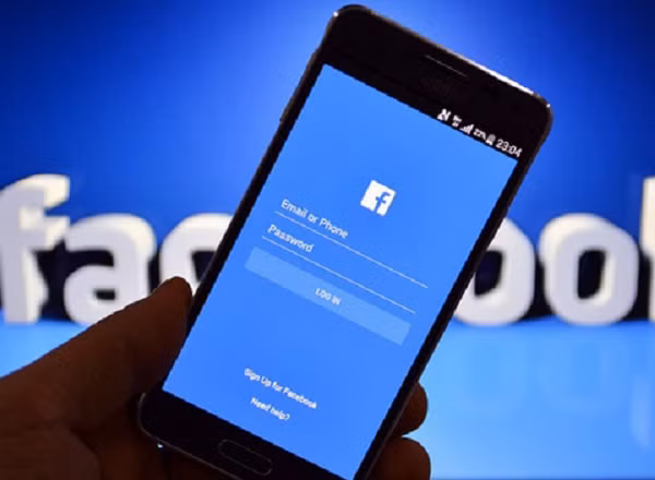 Khoản tiền vay thường khá lớn nên người được đề nghị vay cần gọi lâu hơn, ví dụ đặt thêm câu hỏi trong cuộc gọi là vay cho ai, bao giờ trả. Cuộc gọi kéo dài có thể làm lộ những điều bất thường. Đồng thời cần có thêm những cách xác nhận khác.