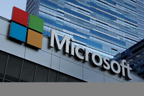 Văn phòng Sáng chế và Thương hiệu Hoa Kỳ đã cấp bằng sáng chế cho Microsoft với quy trình tạo ra chatbot của một người bằng cách sử dụng dữ liệu xã hội của họ.