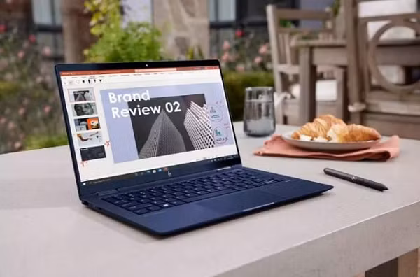 Đây là một trong những xu hướng thay đổi của laptop vì đại dịch, mọi người có xu hướng làm việc từ xa và yêu cầu các sản phẩm hỗ trợ tốt hơn nhu cầu này.