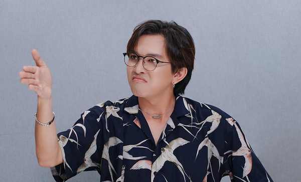 Kênh Anh Thám Tử hiện có 2,14 triệu lượt đăng ký với hơn 1 tỉ lượt xem và ước tính có mức thu nhập từ 334.500 - 5,4 triệu USD trong vòng 1 năm, tương đương từ 7,7 - 124 tỉ đồng.