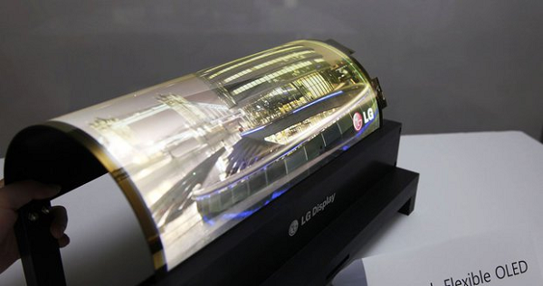 Viền quanh màn hình sẽ mỏng hơn. Màu sắc và các chi tiết sẽ ngày càng táo bạo hơn. Nút bấm và cổng có thể biến mất. Tai thỏ chứa camera trước có thể sẽ biến mất