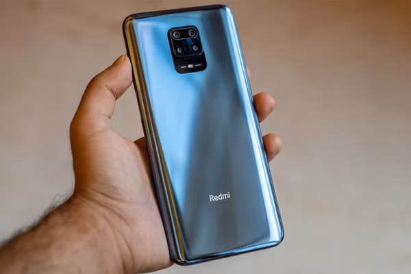 Xiaomi Redmi Note 9 gây chú ý bởi thiết kế đẹp mắt và hiệu năng cực tốt so với mức giá.