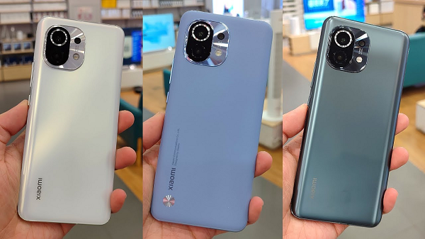 Cung cấp năng lượng cho máy là viên pin 4600 mAh, hỗ trợ sạc nhanh có dây 55W, sạc không dây 50W. Đáng tiếc, mua Xiaomi Mi 11 người dùng sẽ không được tặng bộ sạc đi kèm trong hộp.