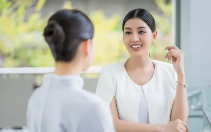 Toi choang vang khi biet bo chong tra them luong cho chi giup viec