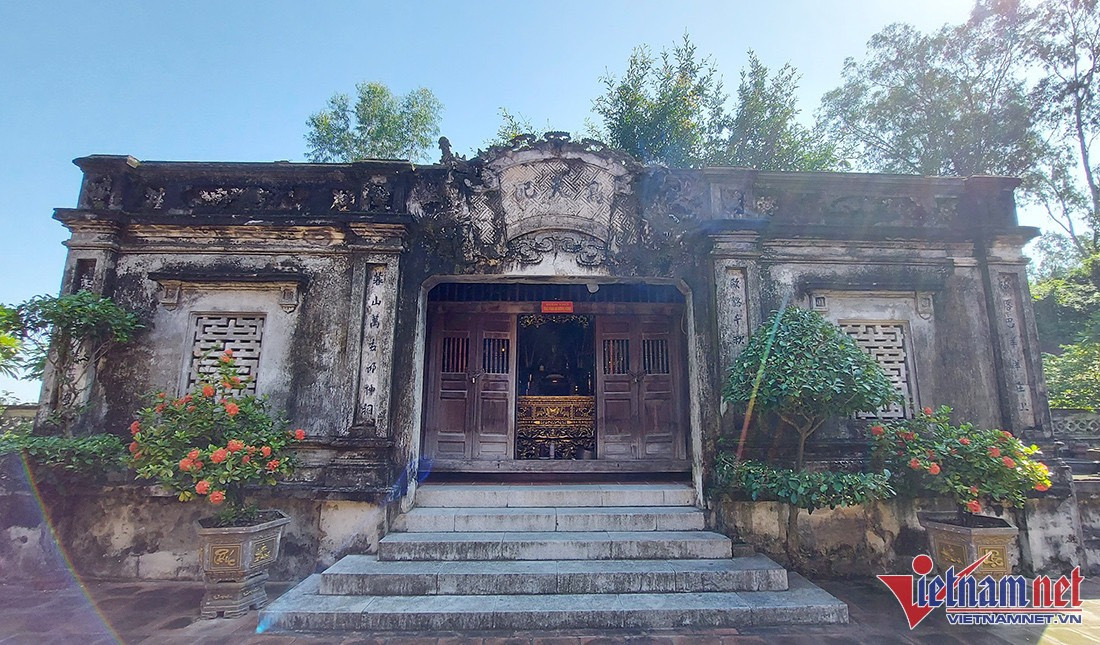 Ly giai chuyen ki bi o ngoi den linh thieng bac nhat xu Nghe-Hinh-4